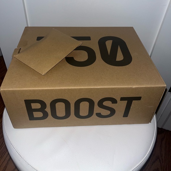 YEEZY BOOST 350 V2 ISRAFI - Picture 2 of 6